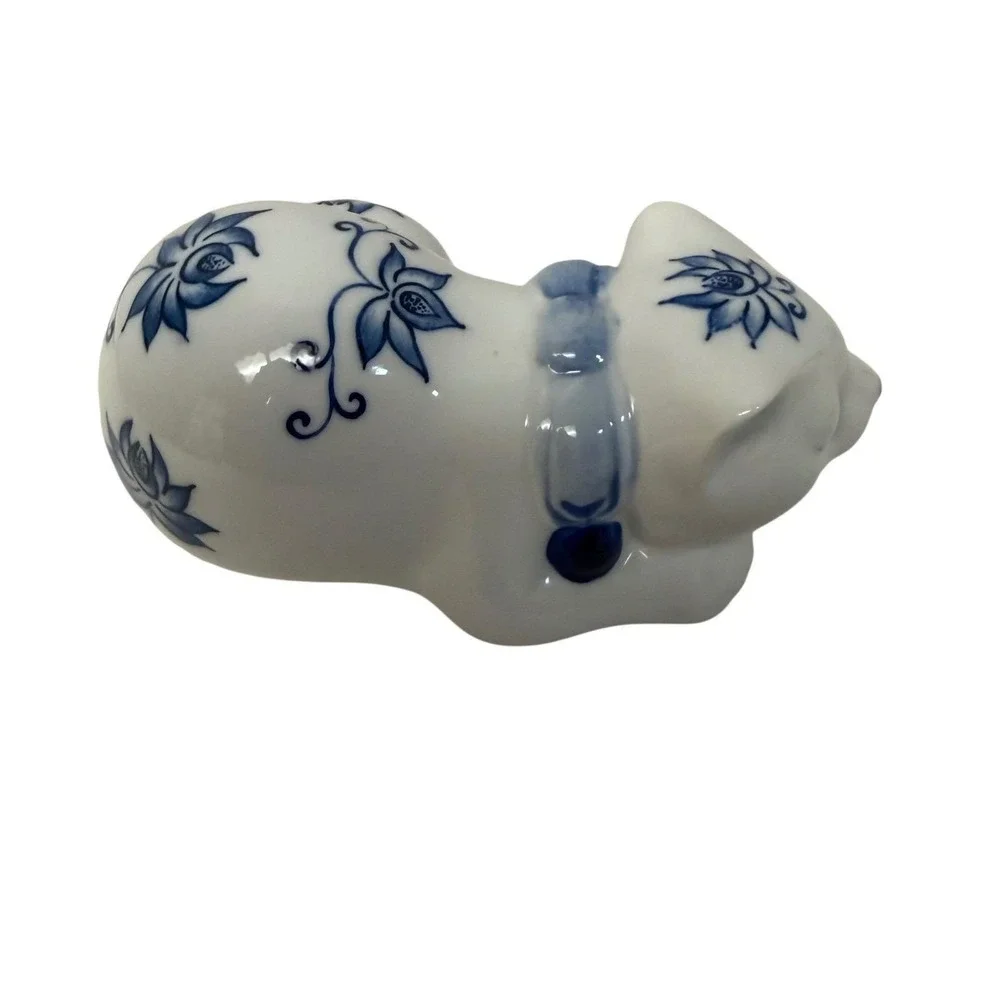 Andrea by Sadek Sleeping Cat Figurine Japan Blue White Floral Porcelain Vintage